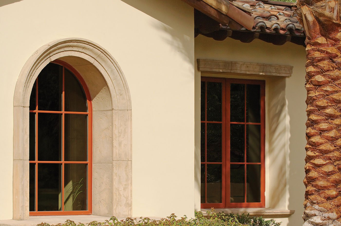 A classic arch for a Spanish-style home 